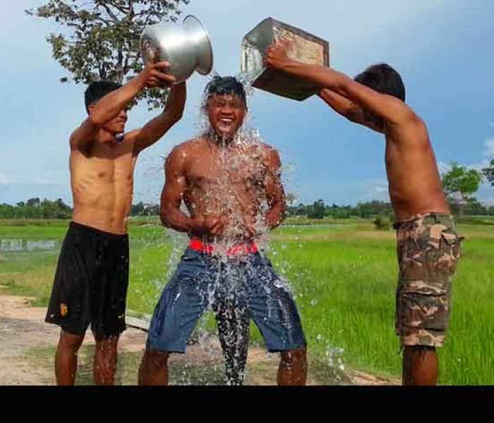 Video: Buakaw Banchamek Ice Bucket Challange